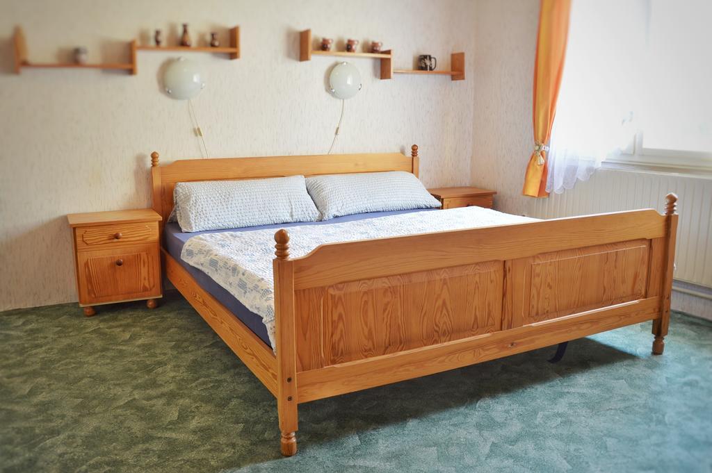Guest House Kuks 外观 照片